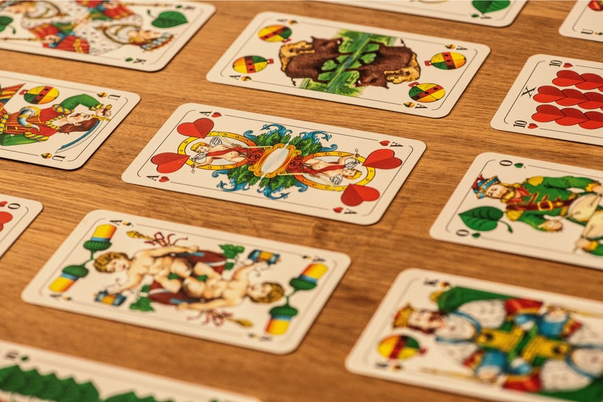 História das cartas: jogo de baralho é mais antigo do que você imagina -   história