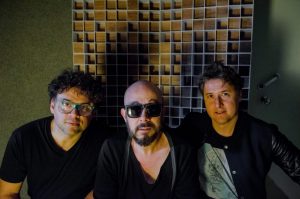 A Autêntica será palco da turnê de lançamento do trio "NIE MYER" @ Autêntica