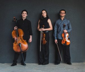 O trio de cordas Villani-Côrtes fará apresentação gratuita na capital @ Hospital Mater Dei 