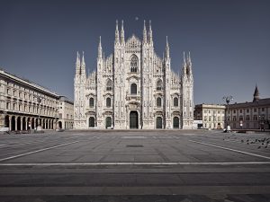 As Praças [In]visíveis_Piazza Duomo, Milano_ Luca Campigotto.jpg